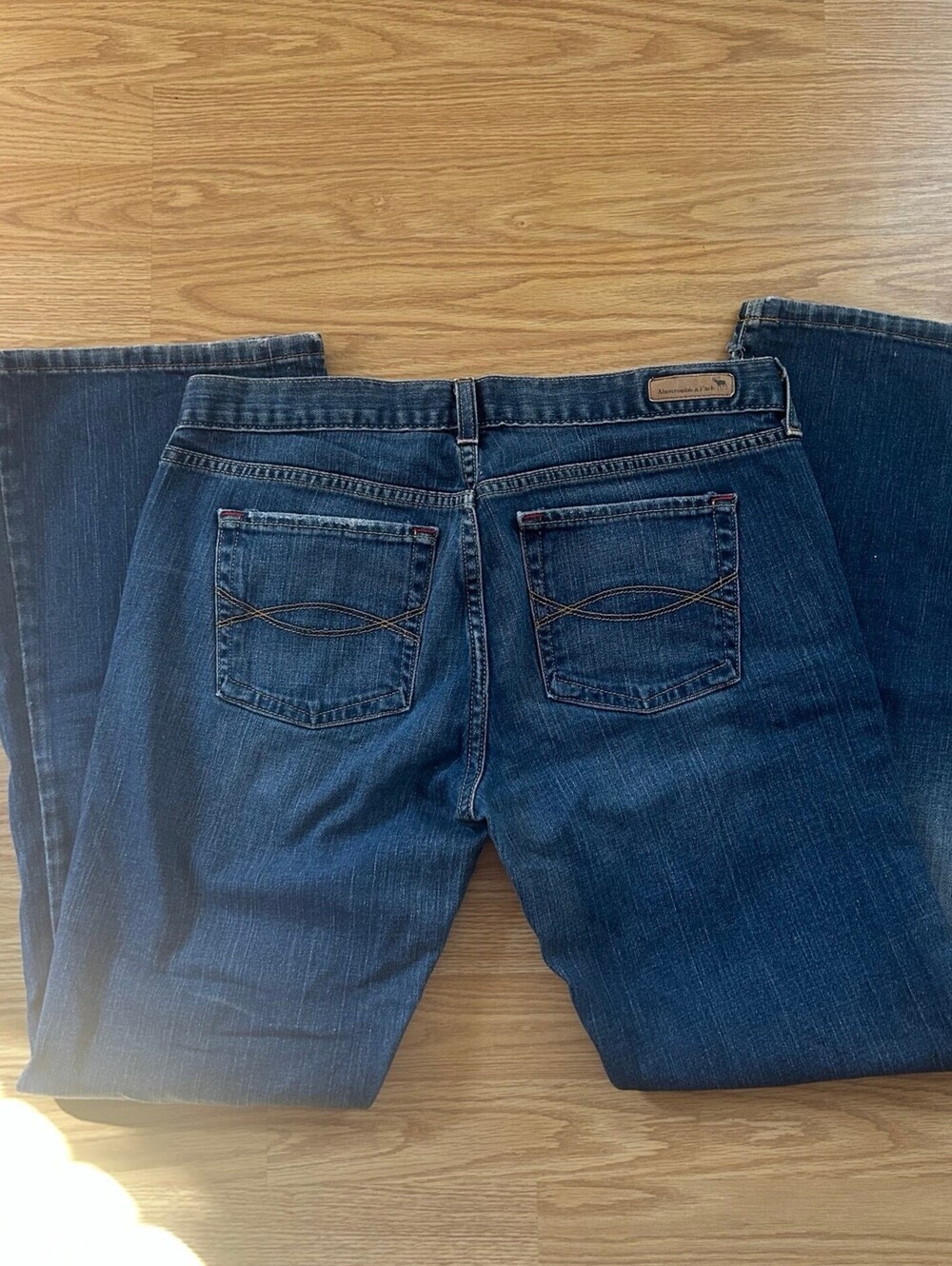 Vintage Y2K Abercrombie & Fitch Low Rise Bootcut Jeans Size 10 Short - Picture 4 of 4